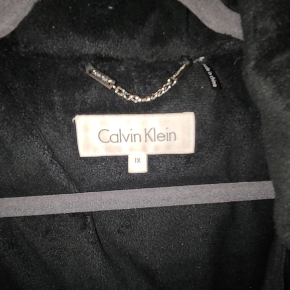 Calvin Klein Puffer Coat With Faux Fur Trim Hood - Picture 6 of 7
